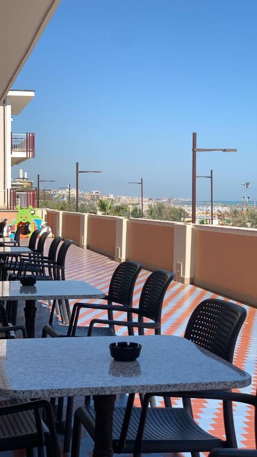 Hotel Alexander Resort Rimini Exterior photo